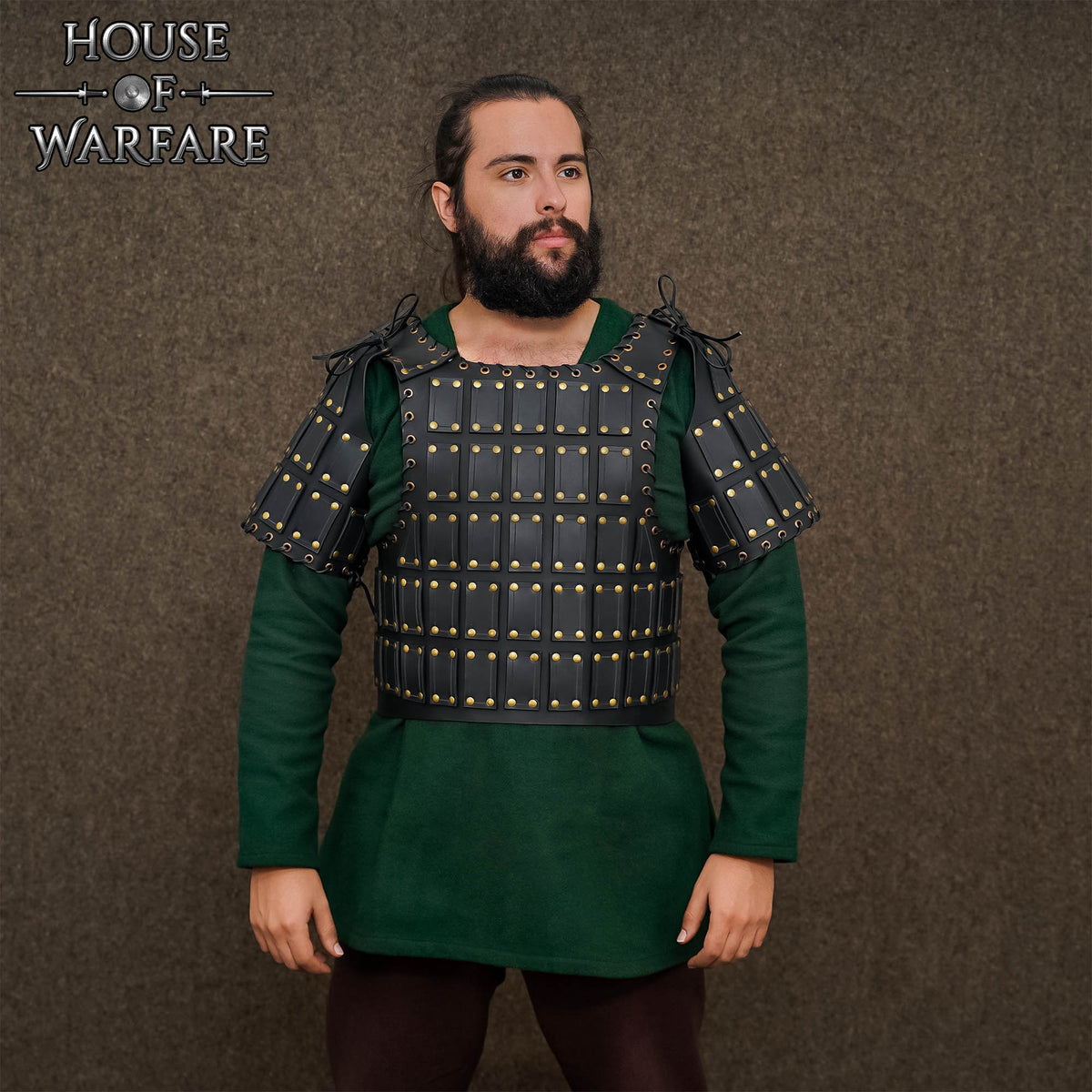 Brigantina medieval en cuero modelo Bohemond