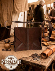 Bandolera Artesanal para Recreación y LARP, cuero marrón _IA