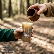 Vaso medieval nórdico en cuerno natural para beber