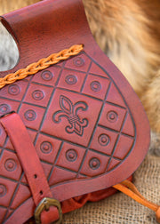 Bolso riñonera medieval Dordrecht en cuero rojo, siglos XIV-XV