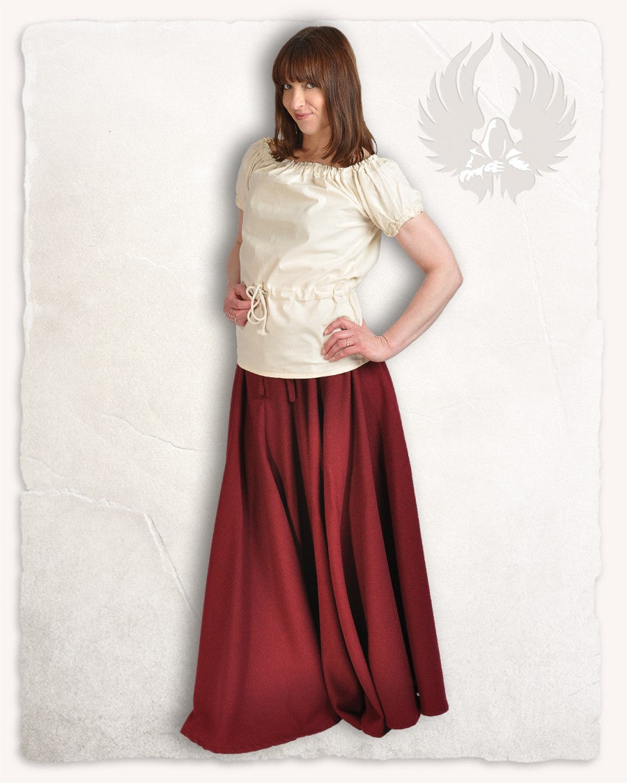 Blusa medieval color crema modelo Carmen