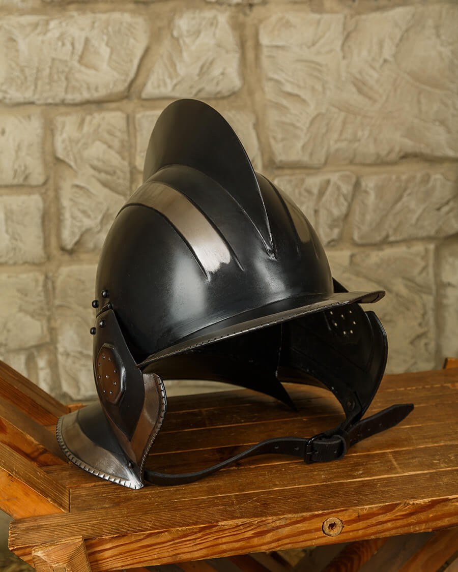 Casco Borgoñota acero ennegrecido modelo Kaspar