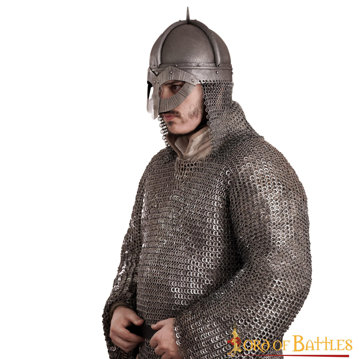 Casco vikingo de acero con forro de cuero, modelo Gjermundbu