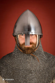 Casco frigio con protección nasal, acero 2mm.