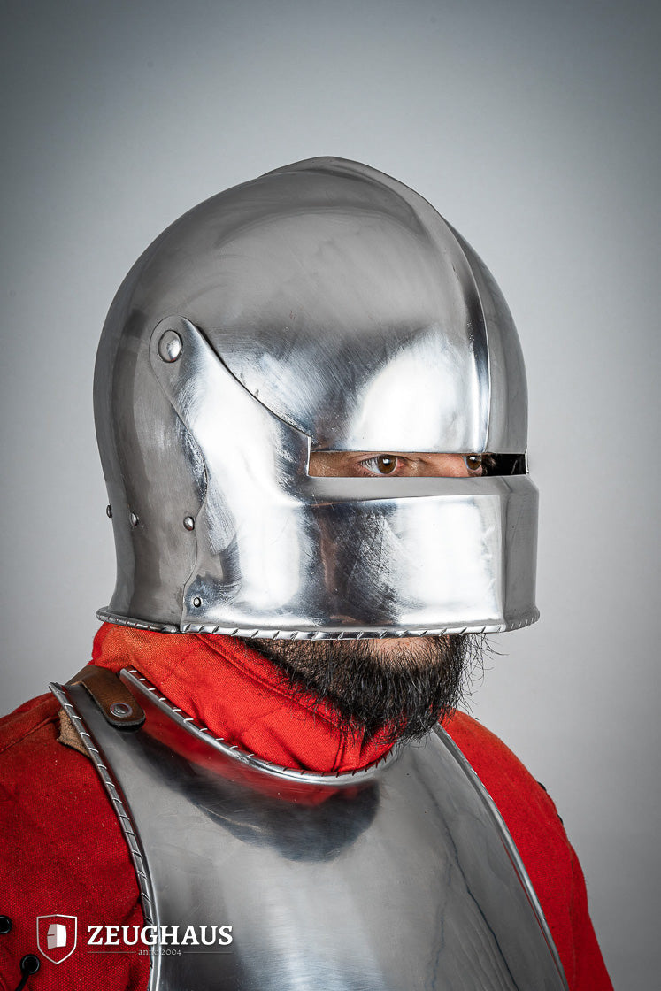Casco Renacentismo tipo Sallet Suizo, acabado pulido