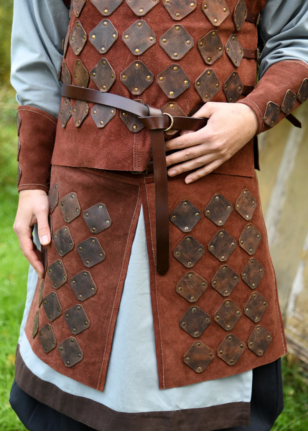 Falda medieval piel de ante modelo Vidar, color marrón